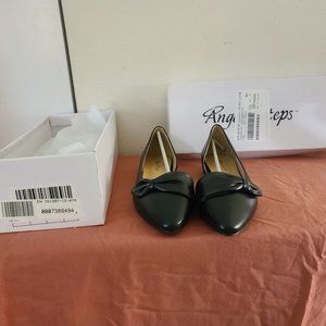 Angel Steps Eliza Casual  Ladies Shoes Black/ 7/" BRAND NEW IN THE ORIGINAL BOX"